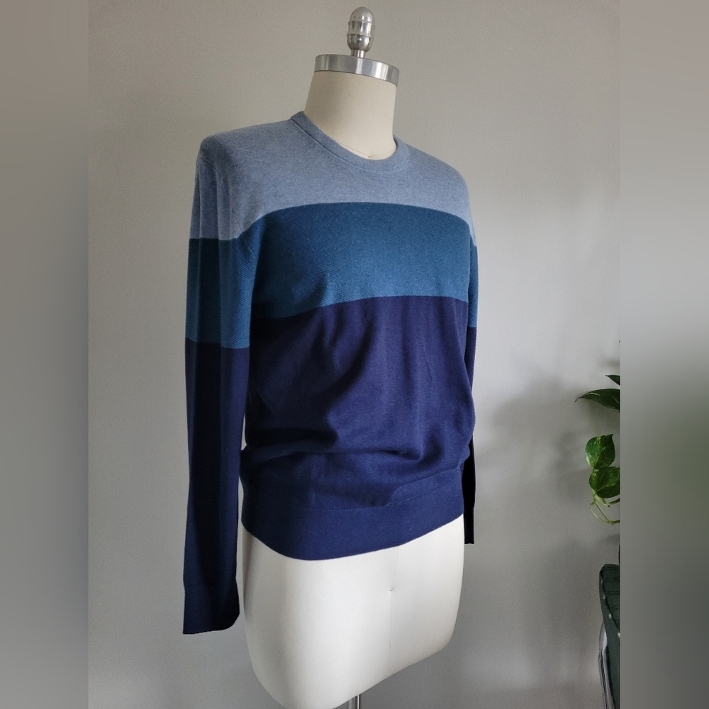 BNWT GAP blue striped lightweight pullover crew neck sweater